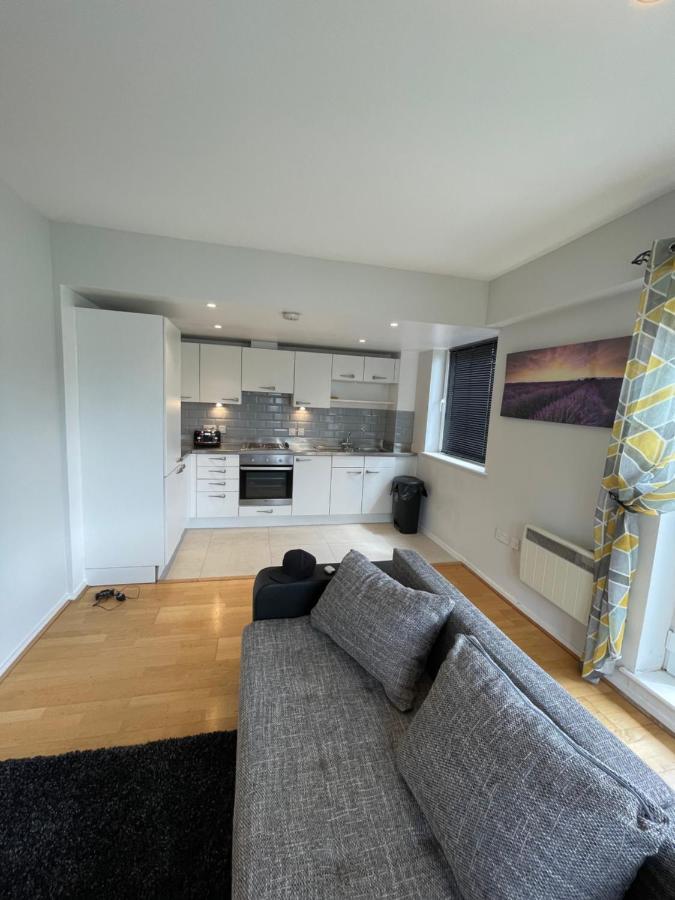 The Reflection Apartment , With River Thames View London Exterior photo